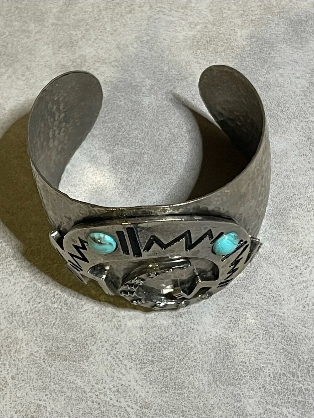 50g Handcrafted Southwest- Style Gecko Motif Wide Cuff Bracelet